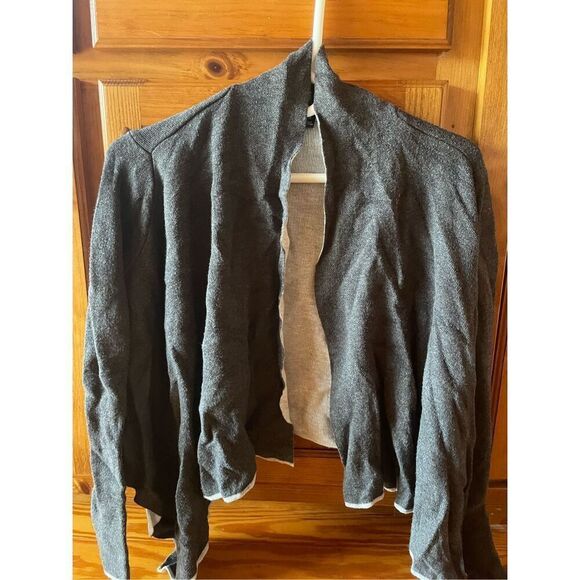 Sweaters x2 - Picture 3 of 7